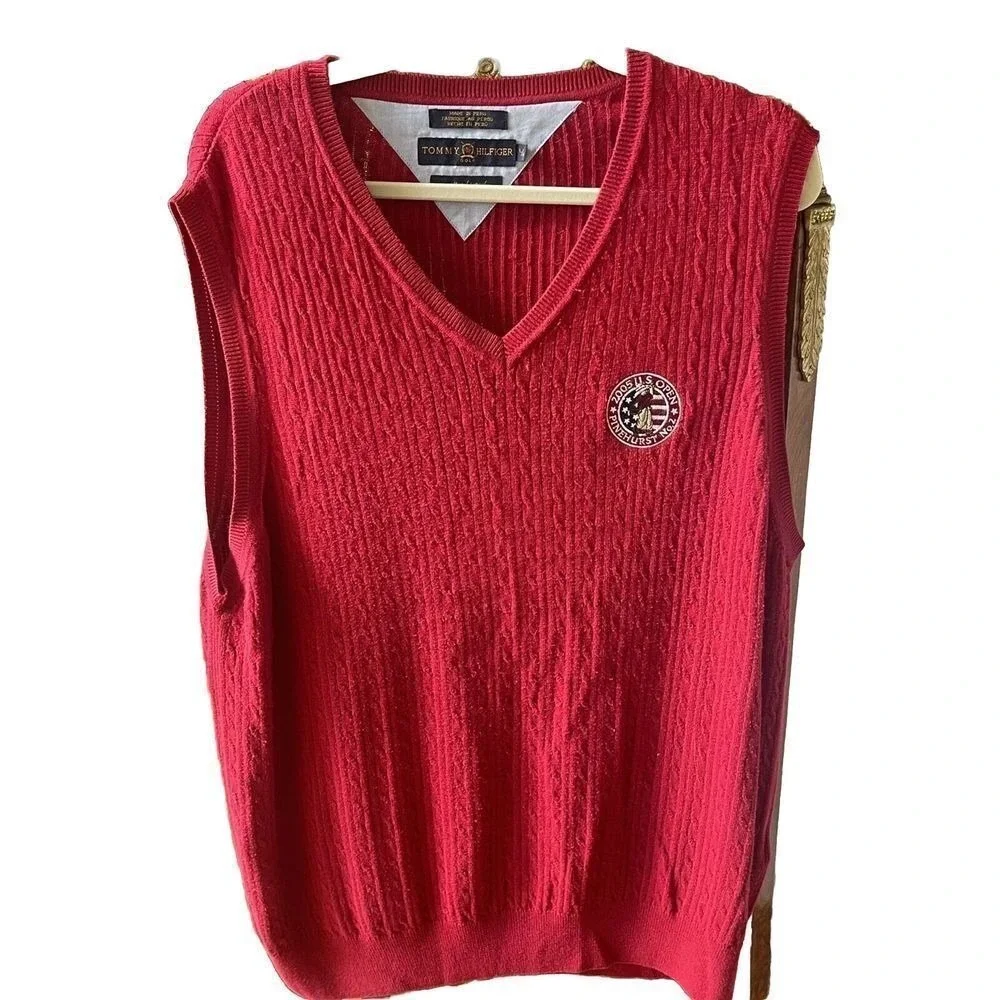 Tommy Hilfiger Cable Knit Sweater Vest Mens‎ L Red Pullover Golf Logo Preppy